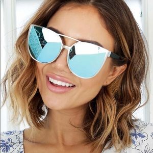 QUAY AUSTRALIA SUNGLASSES SORORITY PRINCESS